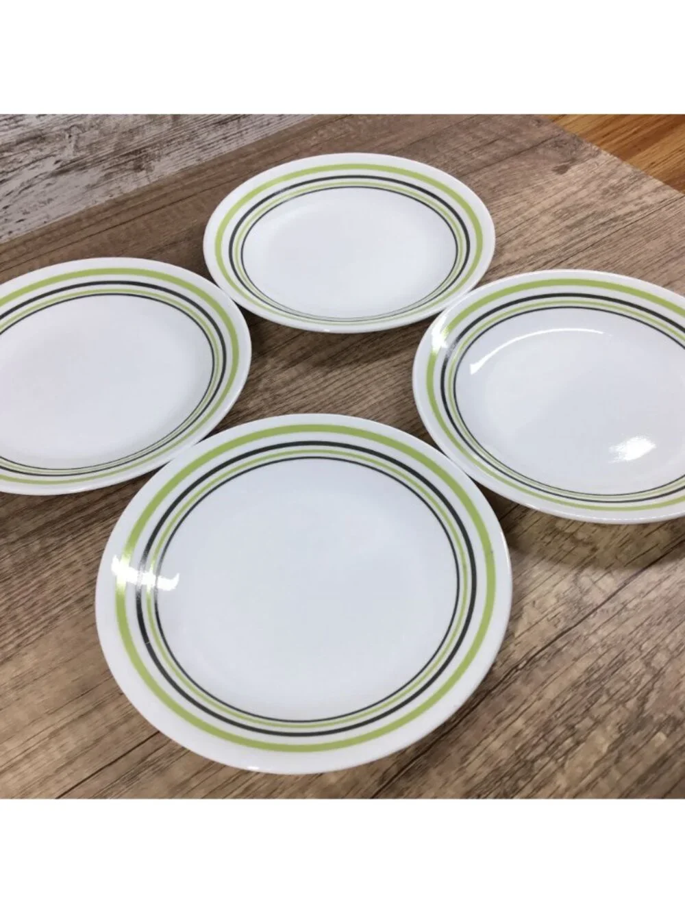 Set of 4 Corelle Garden Sketch Bands Bread & Butter Plates 6 3/4 In